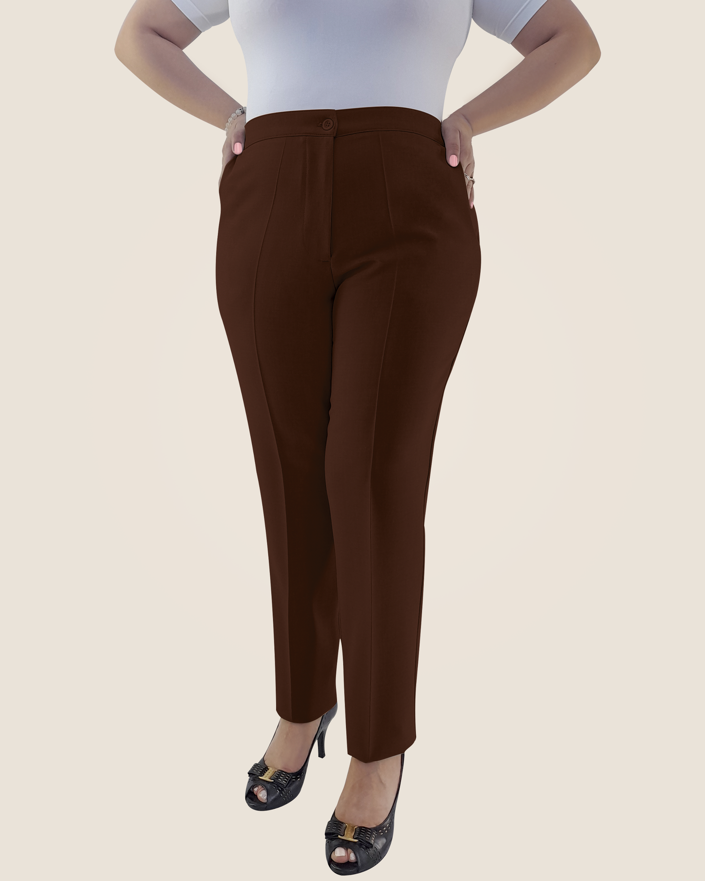 Pantalón con pretina y bolsas Delanteras mod. 112