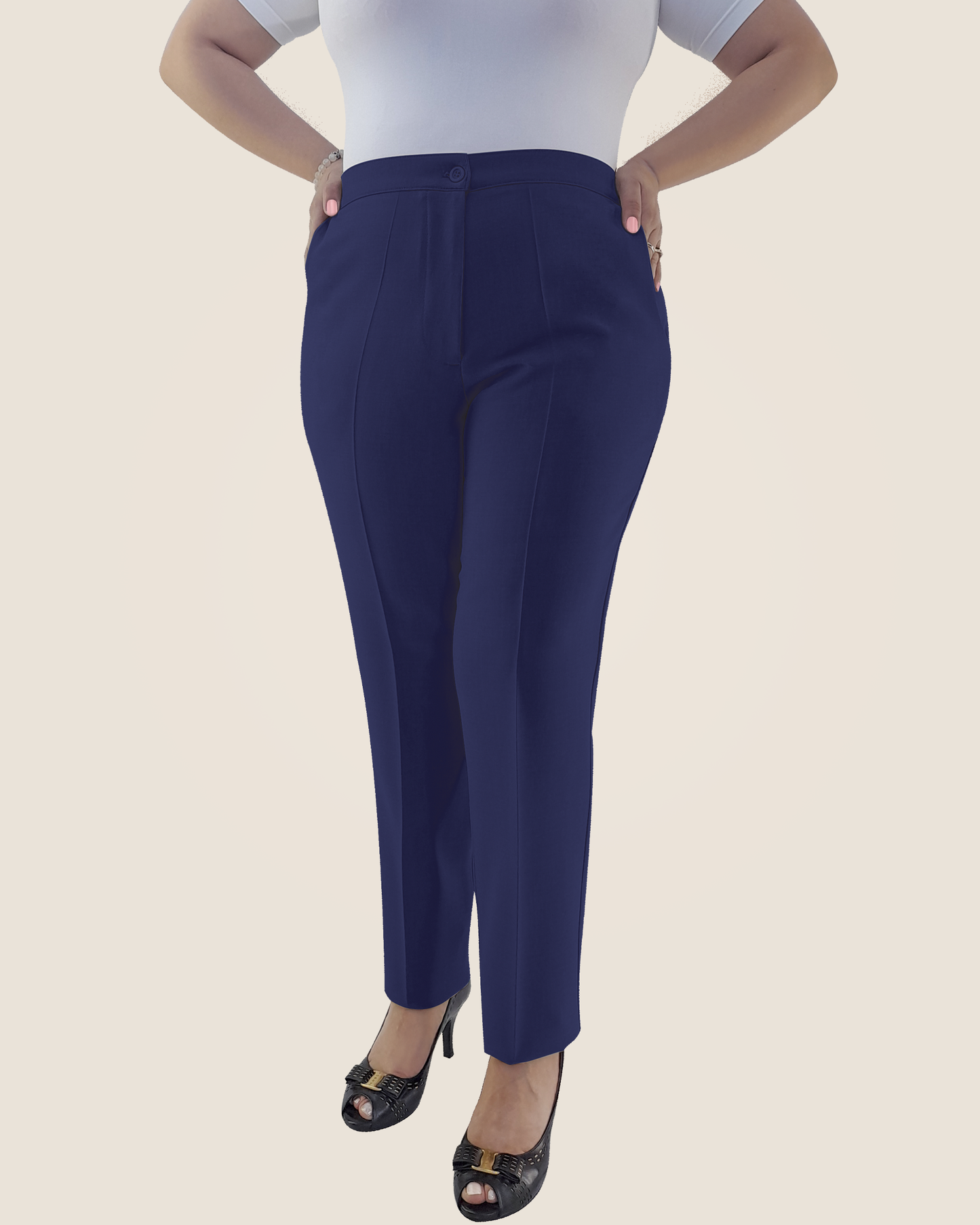 Pantalón con pretina y bolsas Delanteras mod. 112