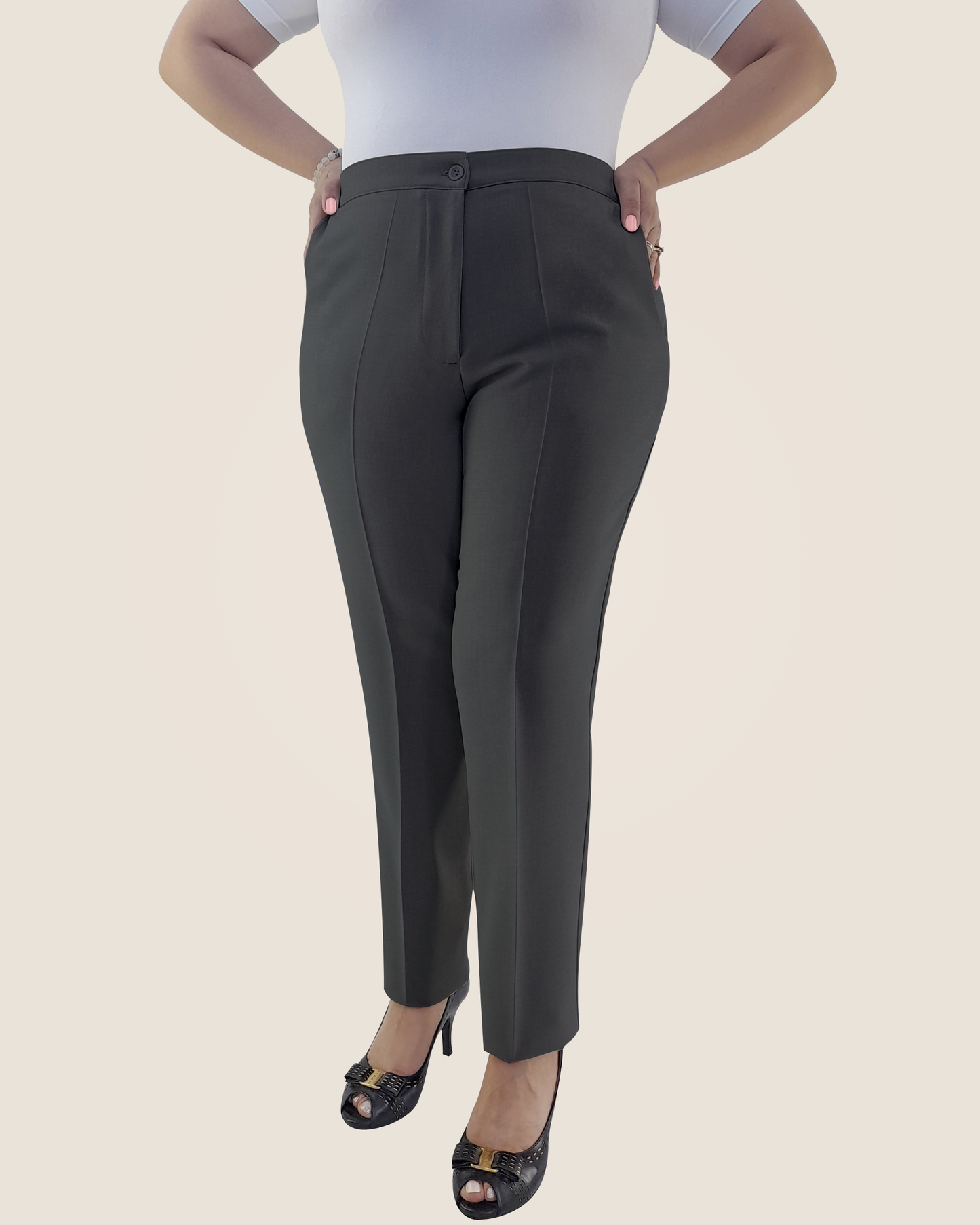 Pantalón con pretina y bolsas Delanteras mod. 112