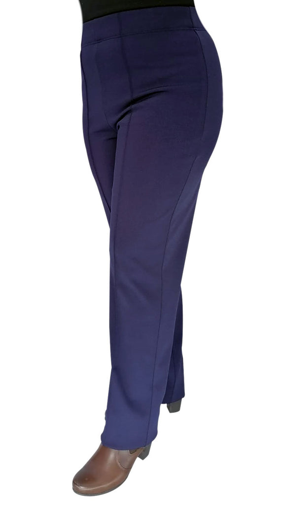 Pantalón nuevo a la cintura de tela strech Talla S/M delgada Precio 230 lps